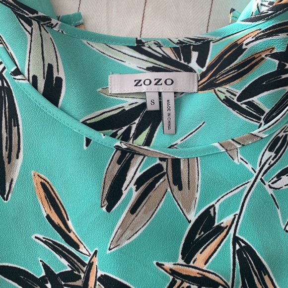 ZOZO Multi Color 3/4 Sleeve Blouse  Size: Small - Picture 8 of 8